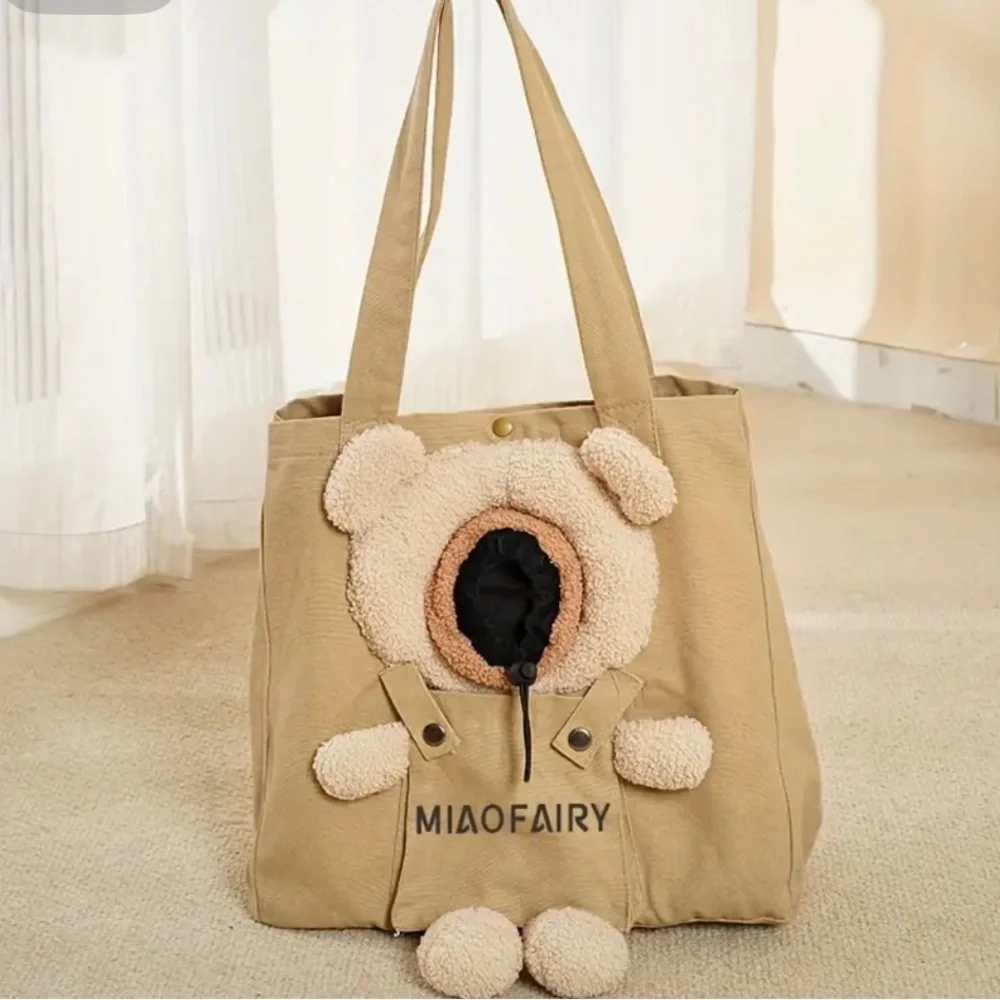 Pet carrying bag